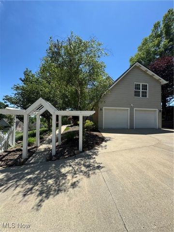 106 Toni Lane, St Clairsville, OH 43950