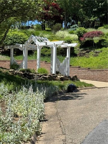 106 Toni Lane, St Clairsville, OH 43950