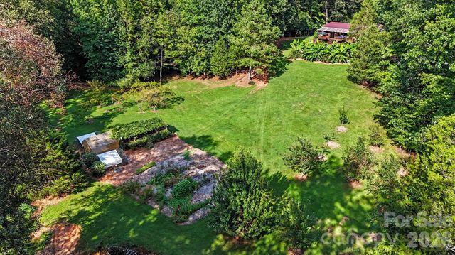 1206 Alberto Lane, Stanley, NC 28164