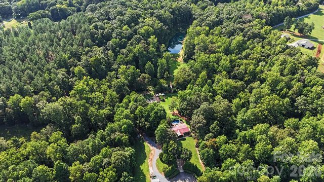 1206 Alberto Lane, Stanley, NC 28164