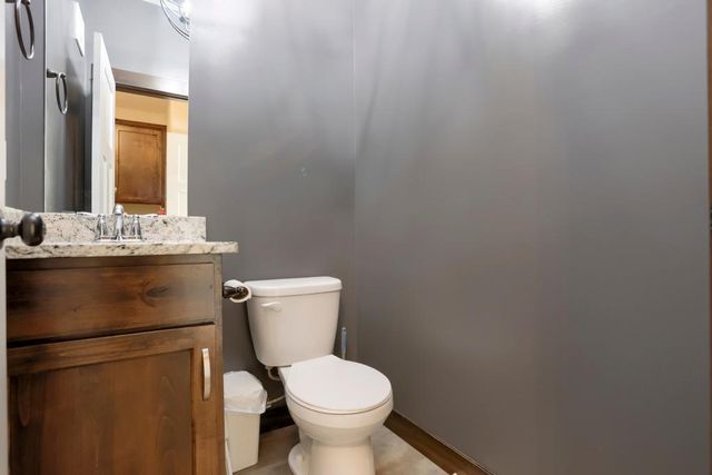 1030 Bellaire Boulevard NW, Isanti, MN 55040