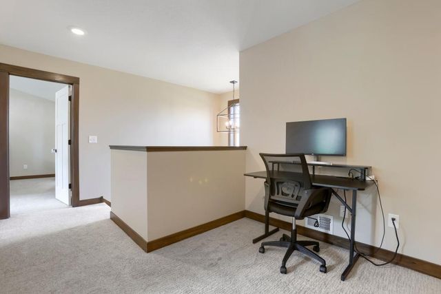 1030 Bellaire Boulevard NW, Isanti, MN 55040