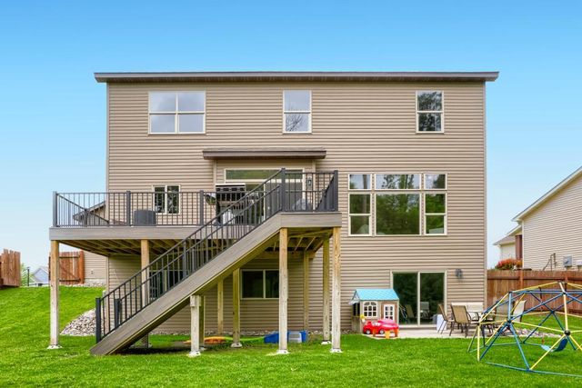 1030 Bellaire Boulevard NW, Isanti, MN 55040