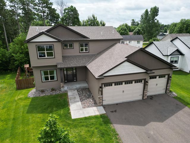 1030 Bellaire Boulevard NW, Isanti, MN 55040