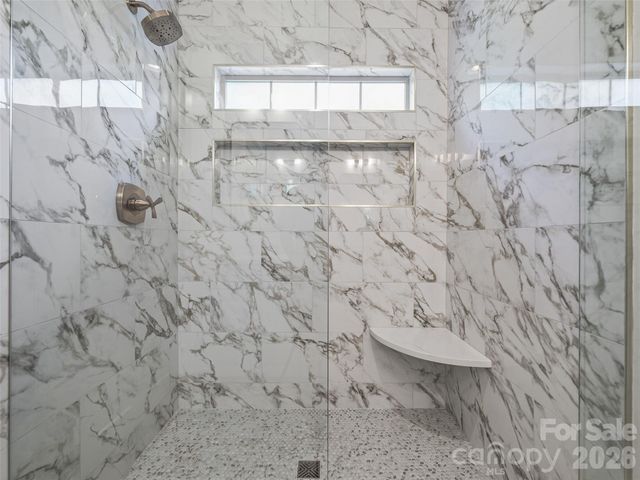 4 Old Bridge Circle, Fairview, NC 28730