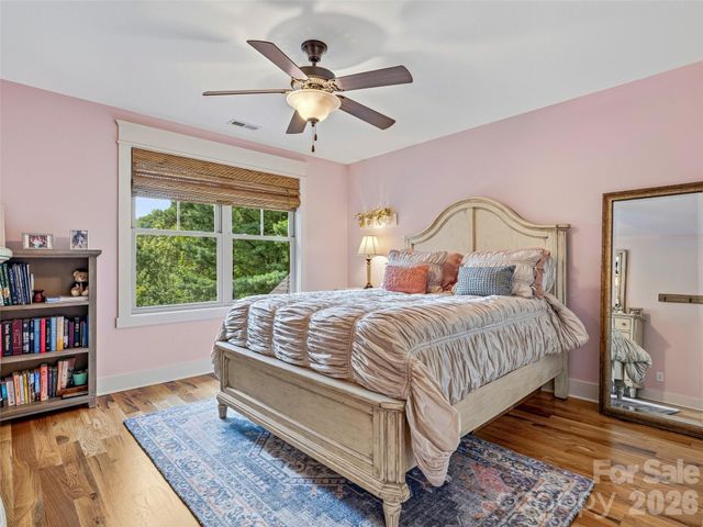 4 Old Bridge Circle, Fairview, NC 28730