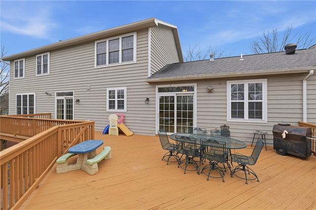 2086 Bridgeton Court, Fayetteville, AR 72701