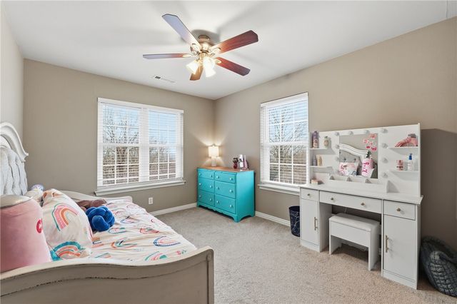 2086 Bridgeton Court, Fayetteville, AR 72701