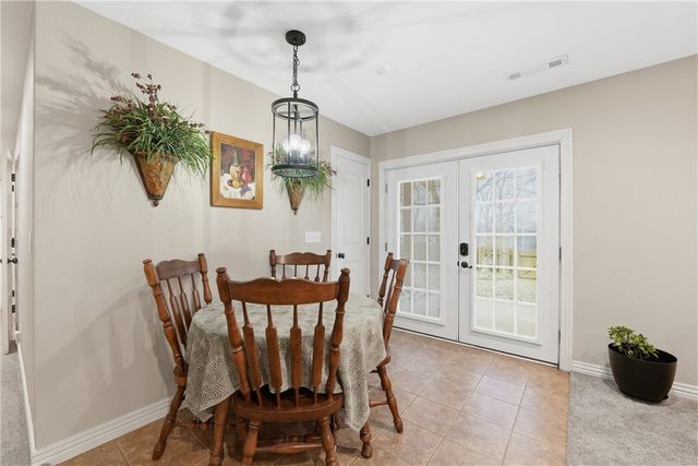 2086 Bridgeton Court, Fayetteville, AR 72701