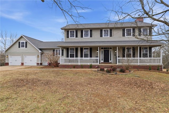 2086 Bridgeton Court, Fayetteville, AR 72701