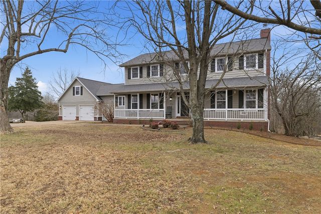 2086 Bridgeton Court, Fayetteville, AR 72701