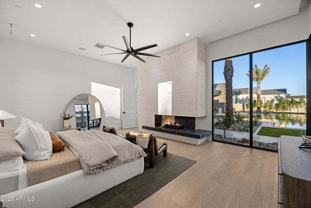 7001 E PARADISE Drive, Scottsdale, AZ 85254