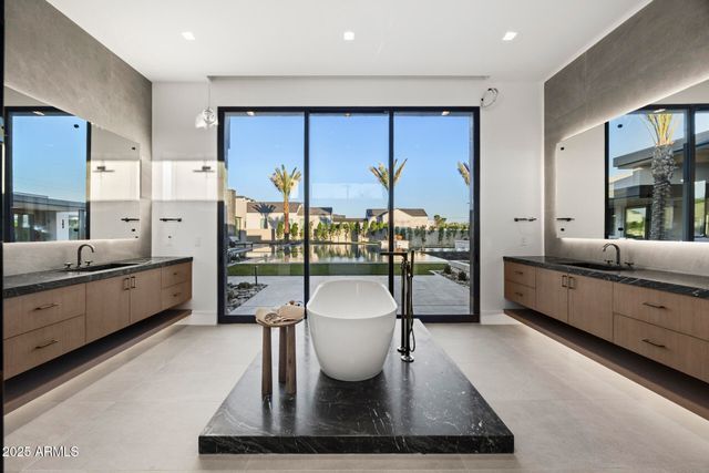 7001 E PARADISE Drive, Scottsdale, AZ 85254