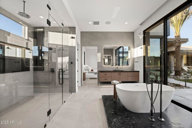 7001 E PARADISE Drive, Scottsdale, AZ 85254