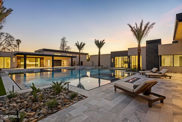 7001 E PARADISE Drive, Scottsdale, AZ 85254