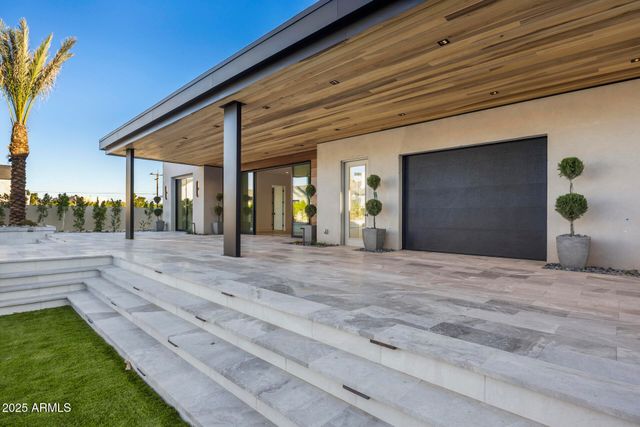 7001 E PARADISE Drive, Scottsdale, AZ 85254