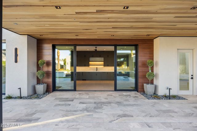 7001 E PARADISE Drive, Scottsdale, AZ 85254