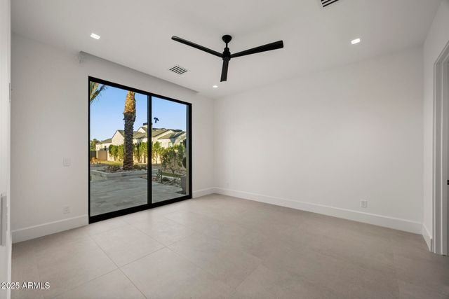 7001 E PARADISE Drive, Scottsdale, AZ 85254