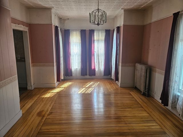 399 Stevens, Lowell, MA 01851