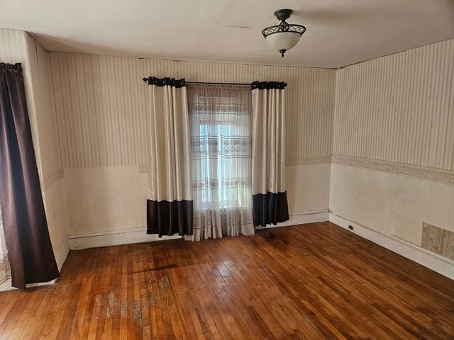399 Stevens, Lowell, MA 01851