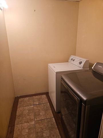 399 Stevens, Lowell, MA 01851