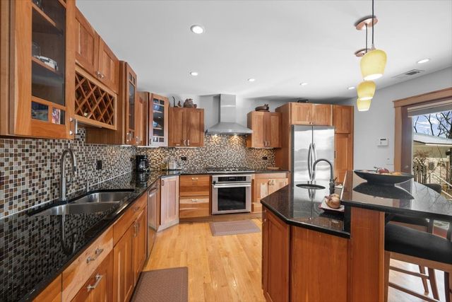 37275 N Ganster Road, Beach Park, IL 60087