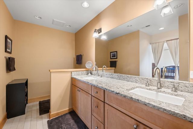 37275 N Ganster Road, Beach Park, IL 60087