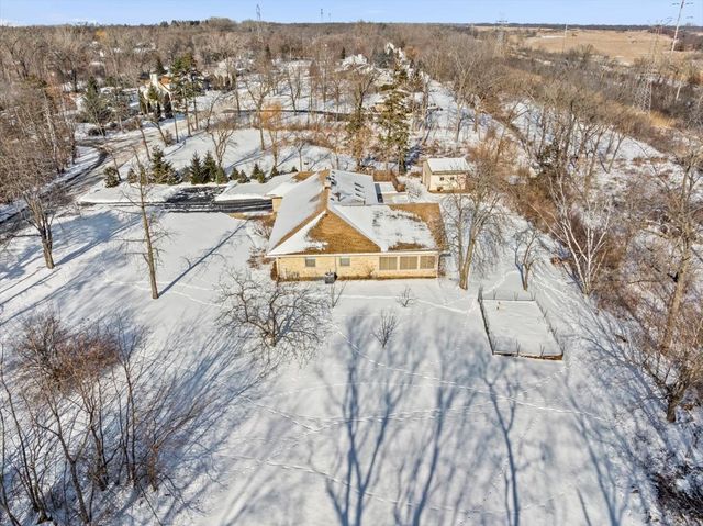 37275 N Ganster Road, Beach Park, IL 60087