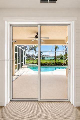 1860 SE Gaskins Cir, Port St. Lucie, FL 34952