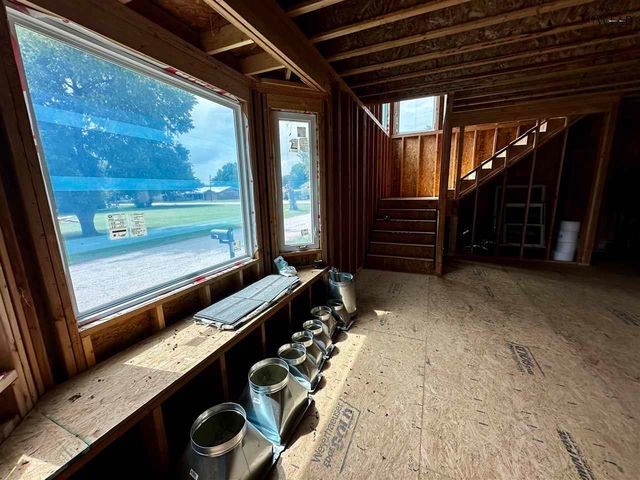 106 N DONALD STREET, Seymour, TX 76380