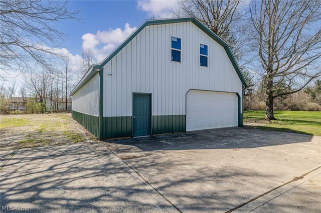 16118 Cowley Road, Grafton, OH 44044