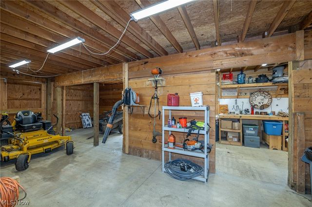 16118 Cowley Road, Grafton, OH 44044