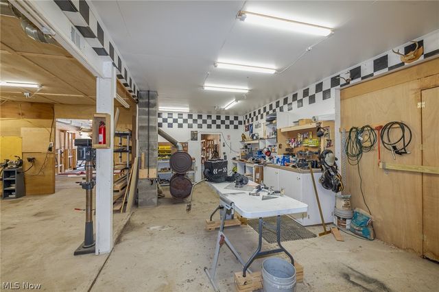 16118 Cowley Road, Grafton, OH 44044