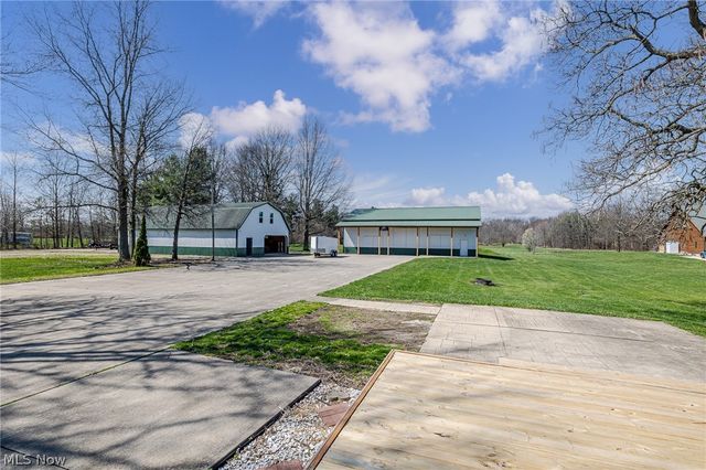 16118 Cowley Road, Grafton, OH 44044