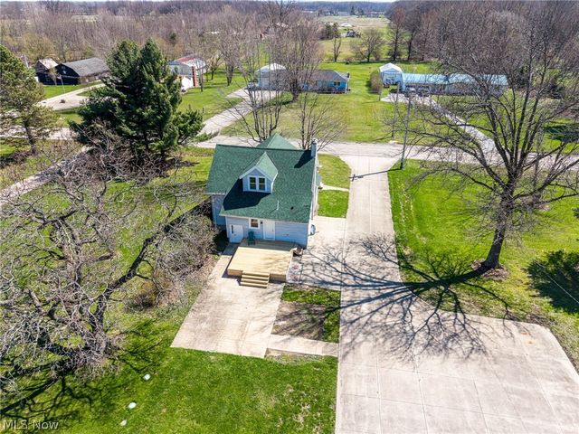 16118 Cowley Road, Grafton, OH 44044