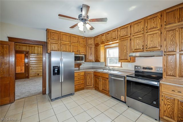 16118 Cowley Road, Grafton, OH 44044