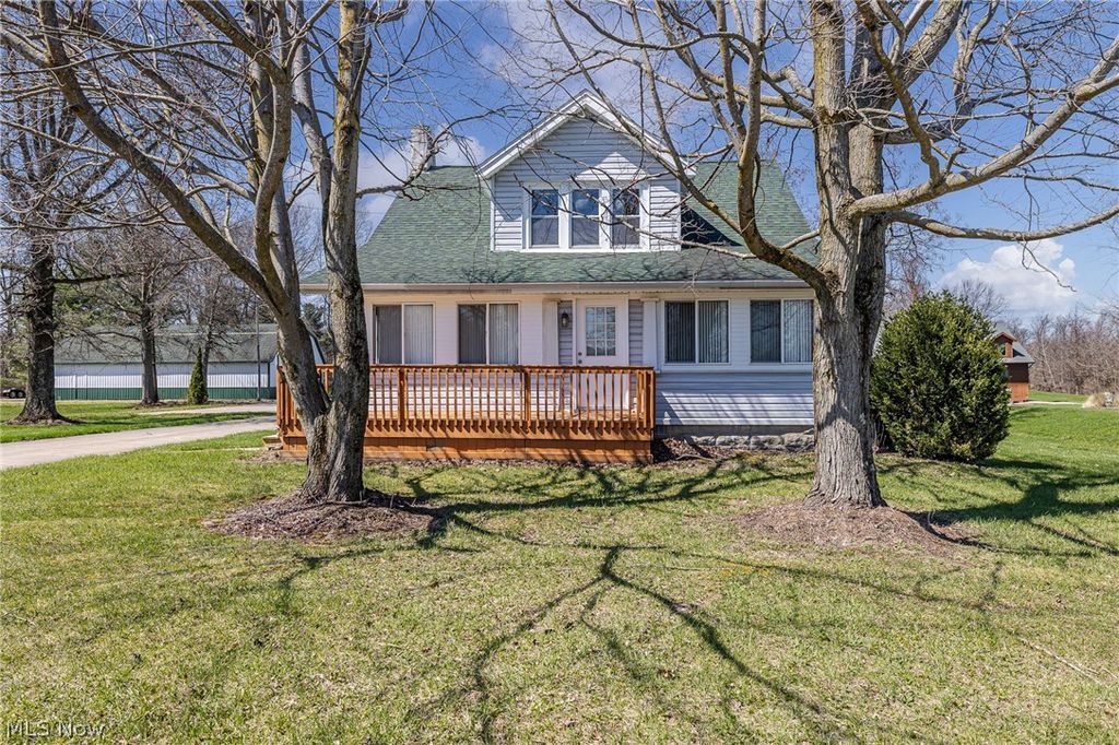 16118 Cowley Road, Grafton, OH 44044