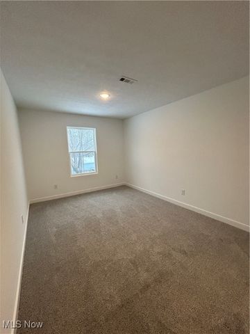 104 Willow Way, Elyria, OH 44035