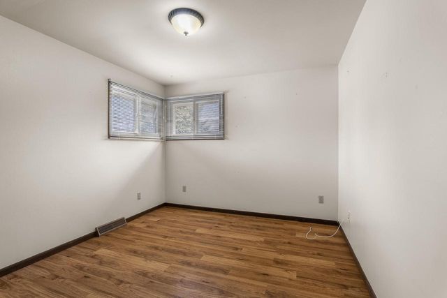 1736 Knoll Crest DRIVE, Sheboygan, WI 53081