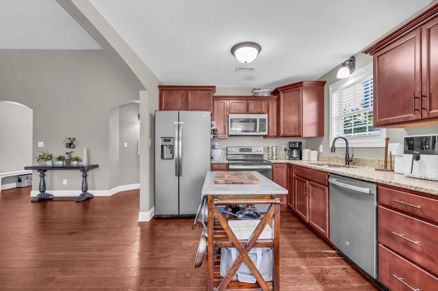 1485 Coronado Dr, Clarksville, TN 37042