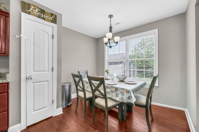 1485 Coronado Dr, Clarksville, TN 37042