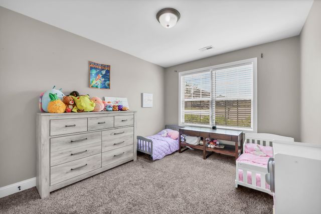 1485 Coronado Dr, Clarksville, TN 37042