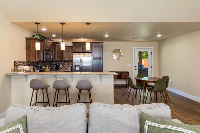 1031 Village Drive, Grove, OK 74344