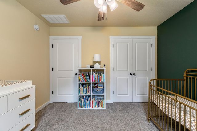 1031 Village Drive, Grove, OK 74344