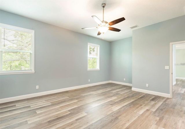 1918 N BETTY LANE, Clearwater, FL 33755