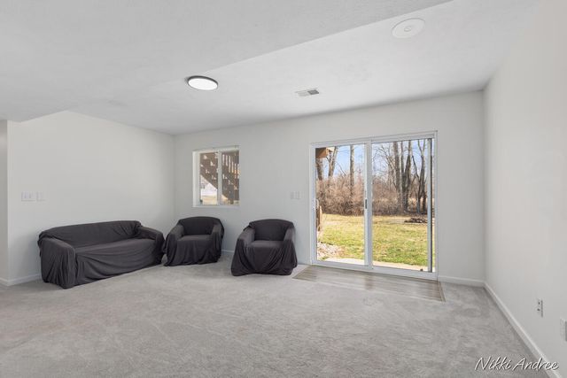 10868 Douglas Drive, Allendale Twp, MI 49401