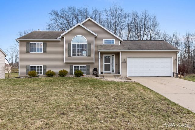 10868 Douglas Drive, Allendale Twp, MI 49401