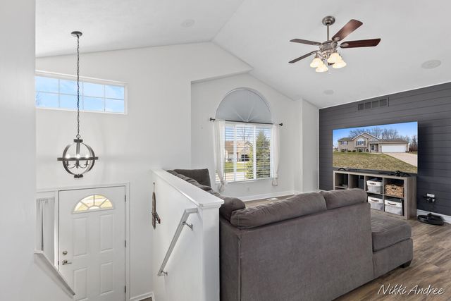 10868 Douglas Drive, Allendale Twp, MI 49401