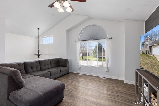 10868 Douglas Drive, Allendale Twp, MI 49401