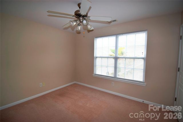 1077 Woodglen Lane, Matthews, NC 28104